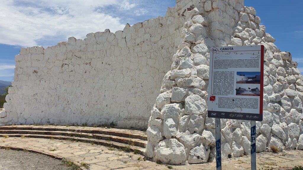 Monumento de Canota- Mendoza